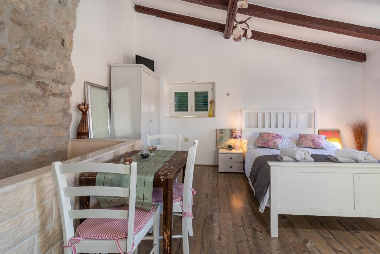 Apartment Ana Trogir Eksteriør bilde