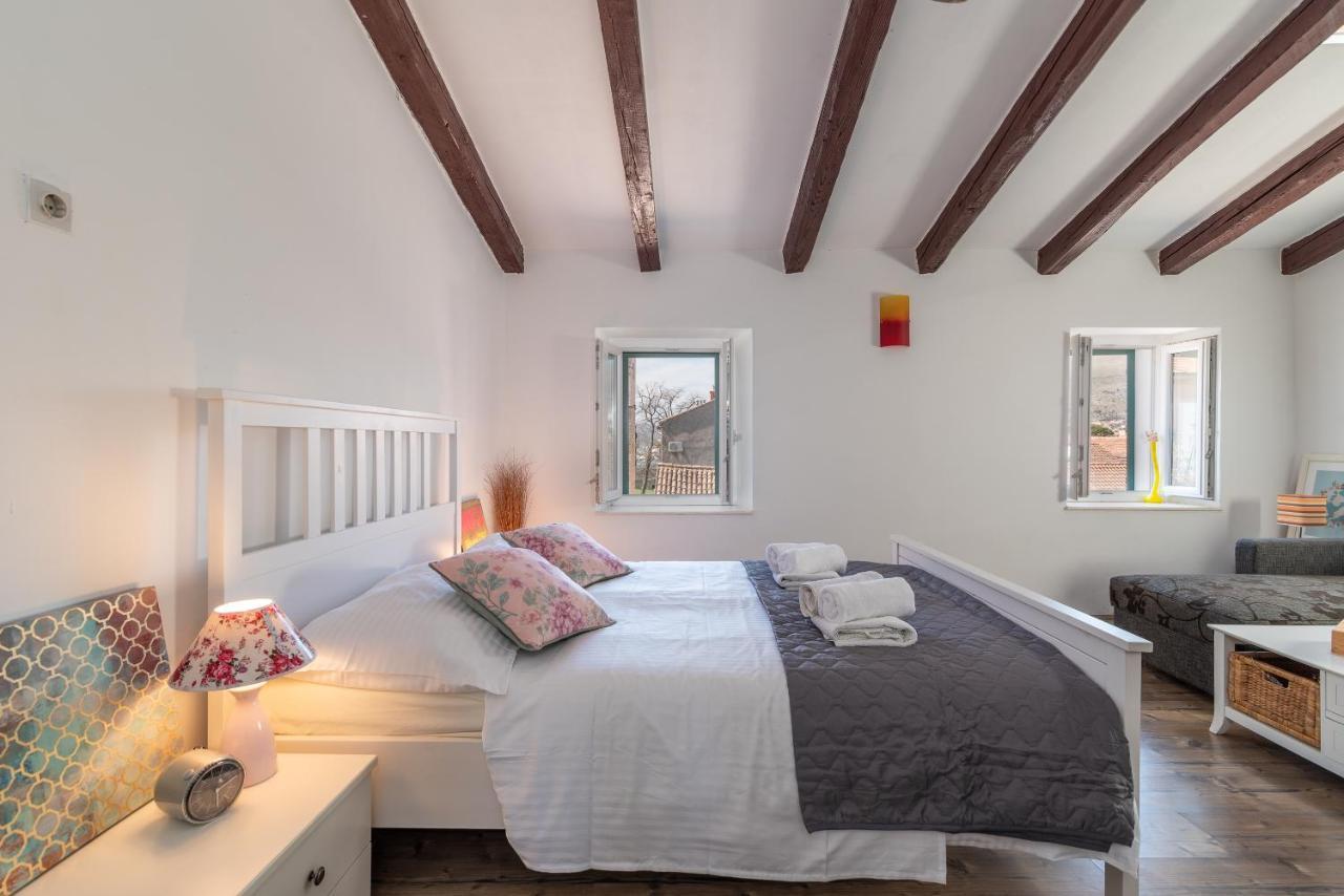 Apartment Ana Trogir Eksteriør bilde