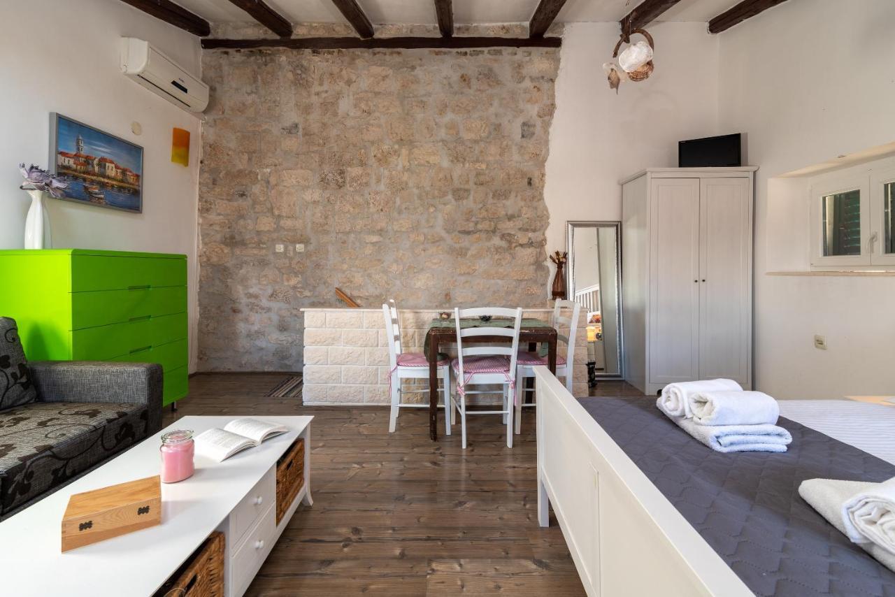 Apartment Ana Trogir Eksteriør bilde