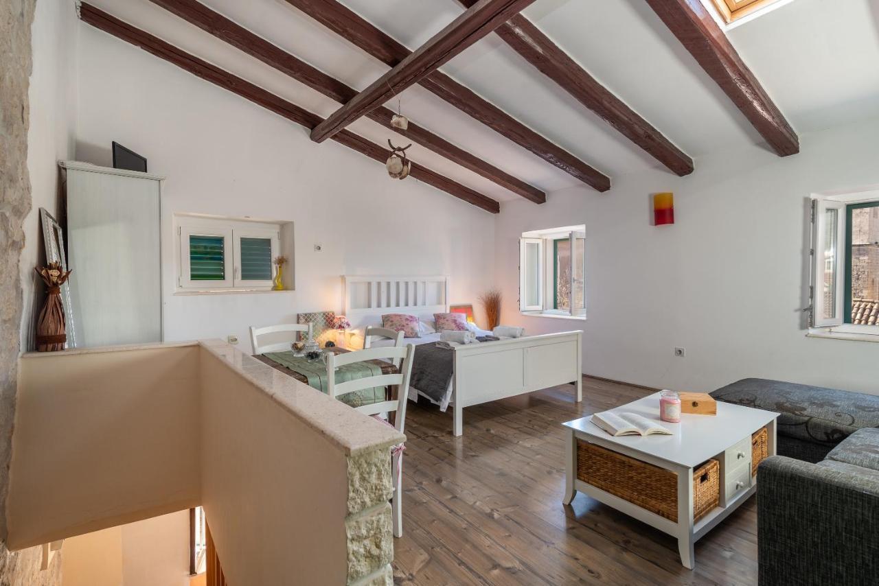 Apartment Ana Trogir Eksteriør bilde